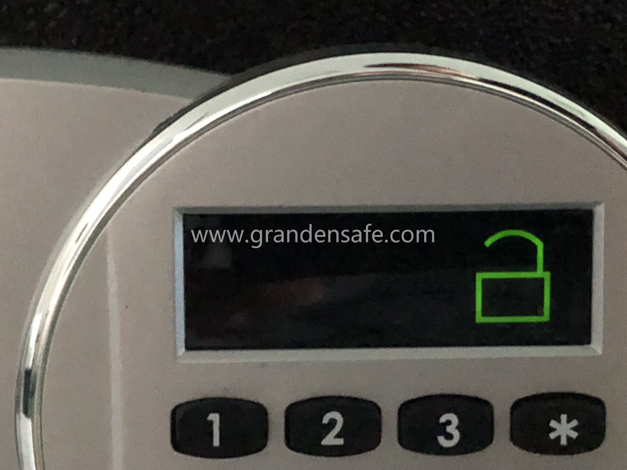 Electronic Digital Safe Box (G-40EI)